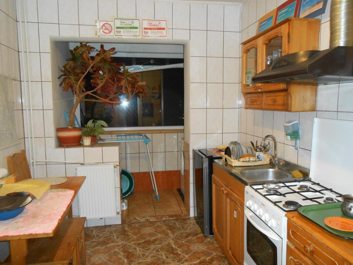 Host Tina Apartment Bucharest Exterior photo